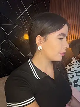 ValentinaEliot online show from 12-23-25, 02:11