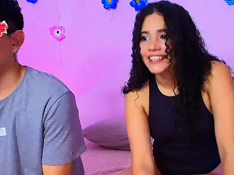 Snapshot of Thetoxicouple chatting on 12-22-25, 11:27 Thetoxicouple online show from 12-22-25, 11:27