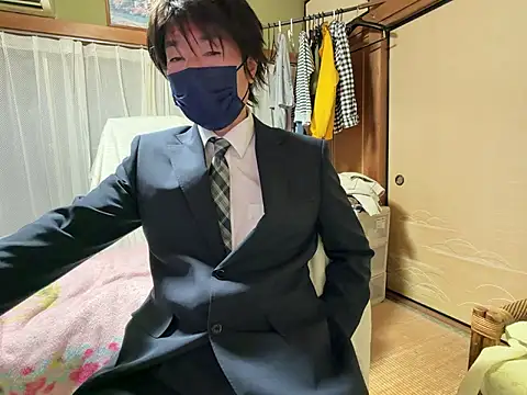 Hirokazu 12 online show from 02-09-26, 10:35