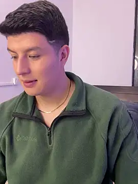 Snapshot of Goldenknight33 chatting on 02-19-26, 02:58 Goldenknight33 online show from 02-19-26, 02:58