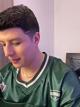 Snapshot of Goldenknight33 chatting on 02-21-26, 04:42 Goldenknight33 online show from 02-21-26, 04:42