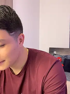 Snapshot of Goldenknight33 chatting on 02-16-26, 08:51 Goldenknight33 online show from 02-16-26, 08:51