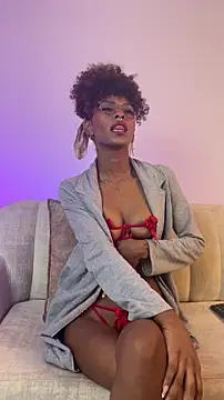 Snapshot of NaomiClay chatting on 04-21-26, 12:45 NaomiClay online show from 04-21-26, 12:45