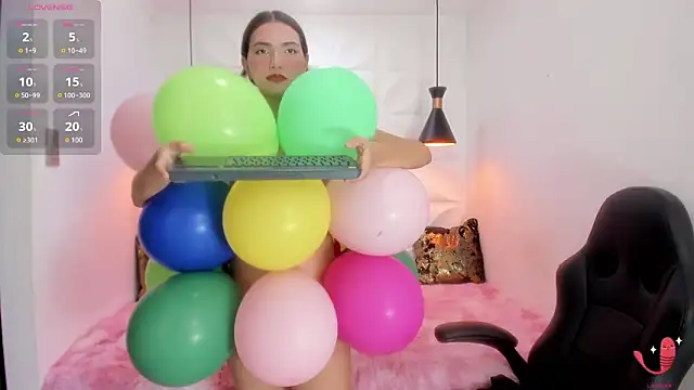 valeriecute18 online show from 03-11-26, 08:25