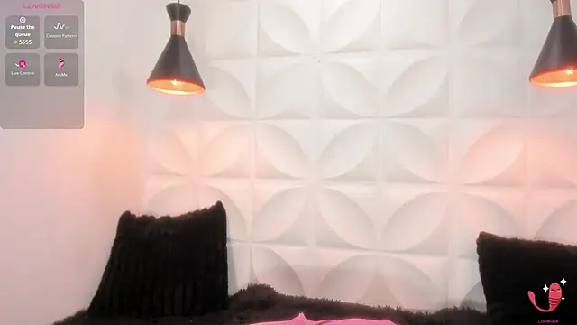 valeriecute18 online show from 03-28-26, 11:39