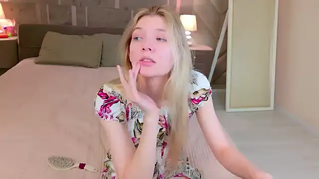 Vivien Hans online show from 04-05-26, 04:19