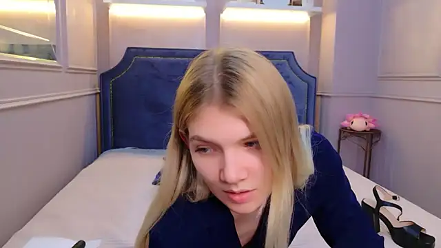 Snapshot of Vivien_Hans chatting on 05-30-26, 03:35 Vivien Hans online show from 05-30-26, 03:35