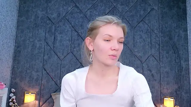 Snapshot of Vivien_Hans chatting on 05-23-26, 08:41 Vivien Hans online show from 05-23-26, 08:41