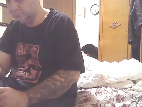 DeluxeStar75 online show from 01-16-26, 03:32