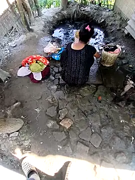 Snapshot of babu_sho1 chatting on 12-17-25, 04:17 babu sho1 online show from 12-17-25, 04:17