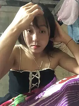 Snapshot of bae-asian chatting on 12-17-25, 08:47 bae-asian online show from 12-17-25, 08:47