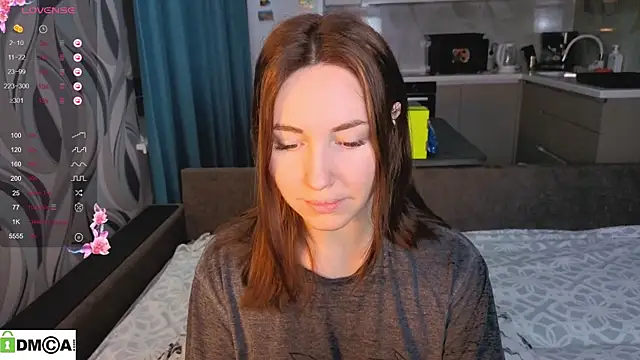 Snapshot of Alena_MellS chatting on 12-23-25, 12:11 Alena MellS online show from 12-23-25, 12:11