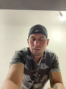 DarkOnebaki- online show from 12-15-25, 05:24