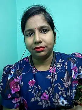 Anushka singh32 online show from 12-17-25, 01:27