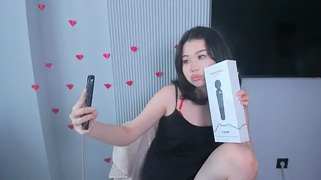 Snapshot of kimyjina chatting on 02-19-26, 08:11 kimyjina online show from 02-19-26, 08:11