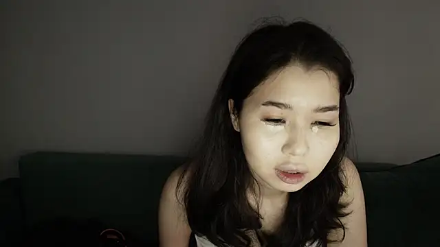 Snapshot of kimyjina chatting on 04-25-26, 03:20 kimyjina online show from 04-25-26, 03:20