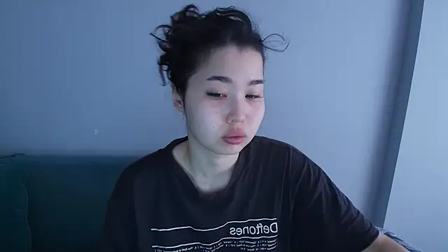 Snapshot of kimyjina chatting on 05-24-26, 03:28 kimyjina online show from 05-24-26, 03:28