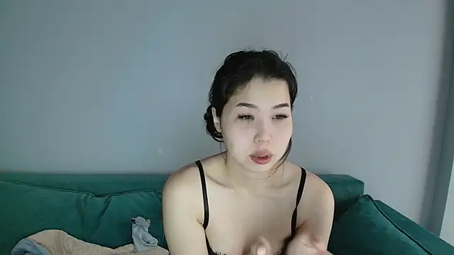 Snapshot of kimyjina chatting on 05-01-26, 03:22 kimyjina online show from 05-01-26, 03:22