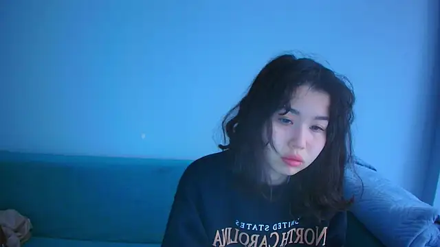 Snapshot of kimyjina chatting on 04-20-26, 03:09 kimyjina online show from 04-20-26, 03:09