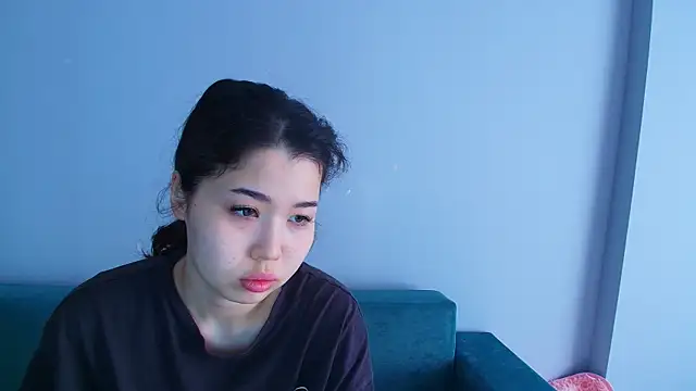 Snapshot of kimyjina chatting on 05-25-26, 03:17 kimyjina online show from 05-25-26, 03:17