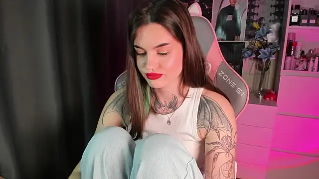 NikkieKitty online show from 03-19-26, 01:44