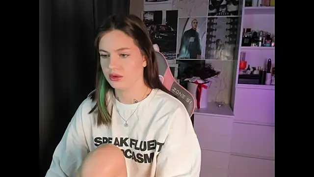 NikkieKitty online show from 01-17-26, 01:37