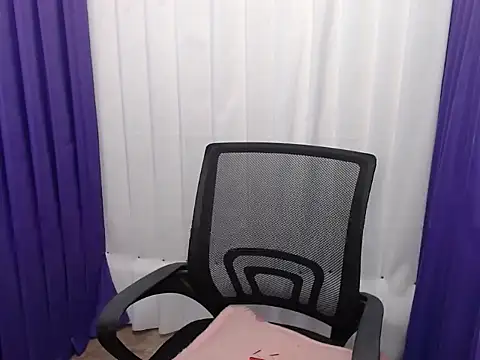 Lovely apple19 online show from 03-06-26, 10:10