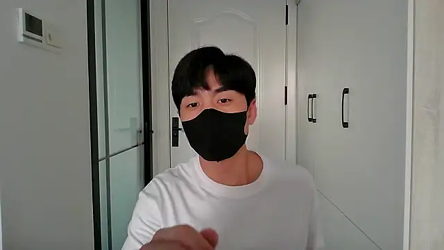 Snapshot of kimze7 chatting on 01-09-26, 08:21 kimze7 online show from 01-09-26, 08:21