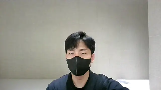 Snapshot of kimze7 chatting on 06-17-26, 02:44 kimze7 online show from 06-17-26, 02:44