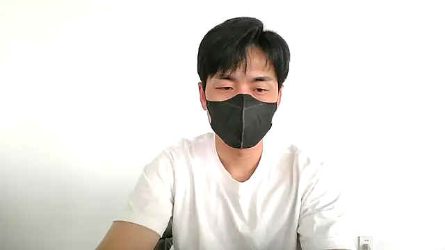 Snapshot of kimze7 chatting on 04-23-26, 07:26 kimze7 online show from 04-23-26, 07:26