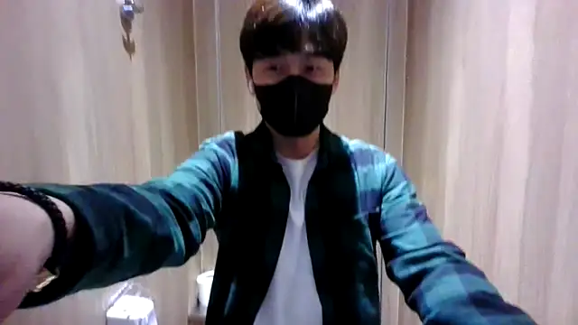 Snapshot of kimze7 chatting on 01-07-26, 06:40 kimze7 online show from 01-07-26, 06:40