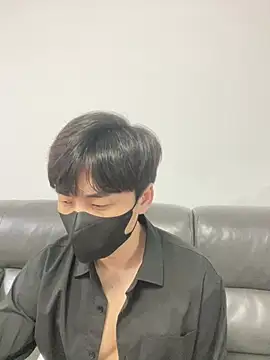 Snapshot of kimze7 chatting on 01-12-26, 12:45 kimze7 online show from 01-12-26, 12:45