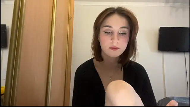 StacieLaudadio online show from 12-20-25, 07:33