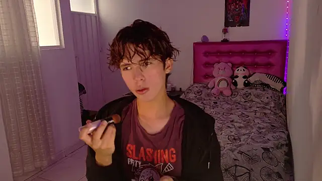 Snapshot of Dani_Dancer chatting on 01-11-26, 07:21 Dani Dancer online show from 01-11-26, 07:21