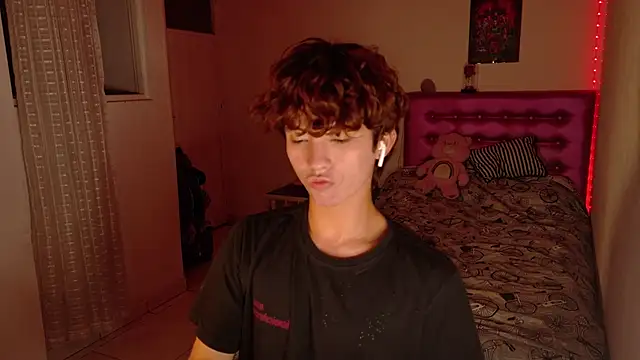 Snapshot of Dani_Dancer chatting on 01-09-26, 12:17 Dani Dancer online show from 01-09-26, 12:17