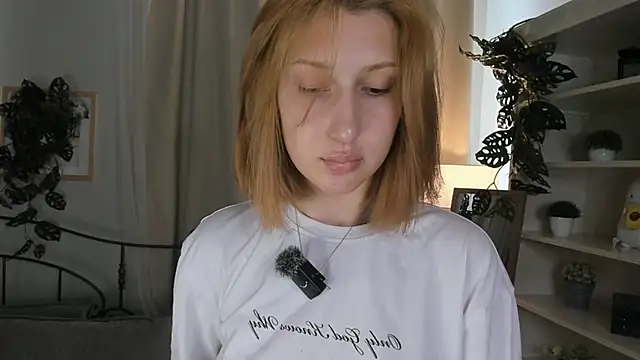 TariLechliter online show from 06-20-26, 01:27