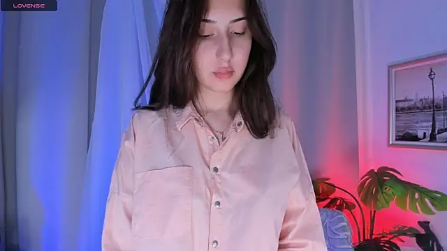 Snapshot of TariLechliter chatting on 01-15-26, 12:08 TariLechliter online show from 01-15-26, 12:08