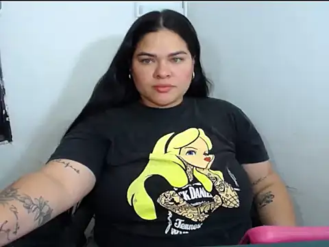 Snapshot of NinaFuentes2X chatting on 07-02-26, 03:18 NinaFuentes2X online show from 07-02-26, 03:18