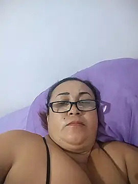 Nini Love  online show from 07-26-26, 04:14