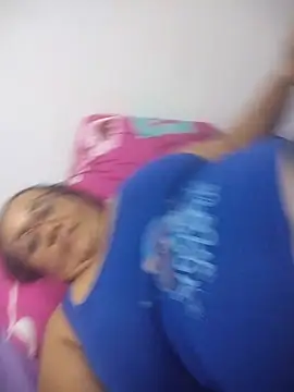 Nini Love  online show from 03-22-26, 02:37