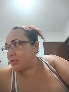 Nini Love  online show from 03-27-26, 08:26