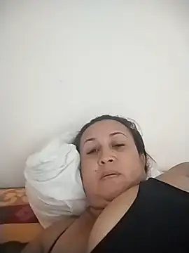 Nini Love  online show from 06-14-26, 05:47