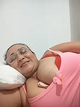 Nini Love  online show from 02-02-26, 05:50