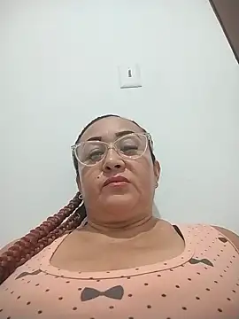 Nini Love  online show from 01-14-26, 05:22