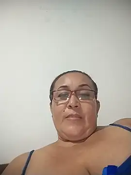 Nini Love  online show from 04-08-26, 08:27