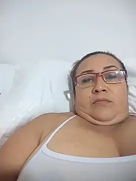 Nini Love  online show from 03-30-26, 08:49