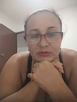 Nini Love  online show from 03-05-26, 01:24