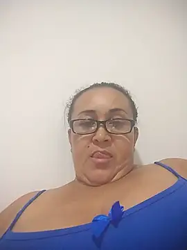 Nini Love  online show from 07-22-26, 04:58
