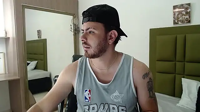 Snapshot of stive_0297 chatting on 01-09-26, 11:28 stive 0297 online show from 01-09-26, 11:28