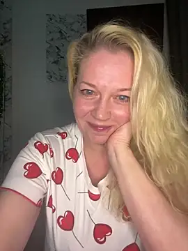 JenniferCarmen online show from 02-07-26, 12:07